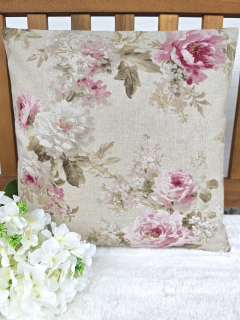 Povlak na polštář 40 x 40 cm – zámecké vintage růže na režné | Ruční výroba z bavlny
